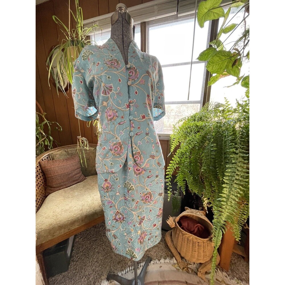 Vintage Korean Light Blue Silk Skirt Set w/ Floral Pattern